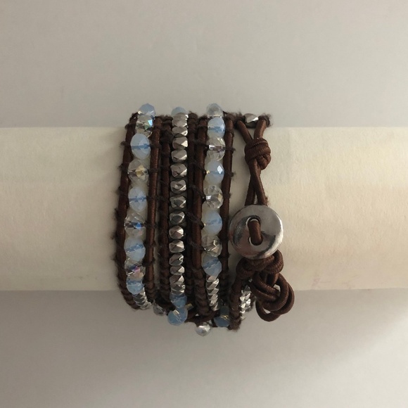NWOT Brown, silvertone, and opal glass stretch beaded wrap bracelet adjustable - Picture 5 of 5